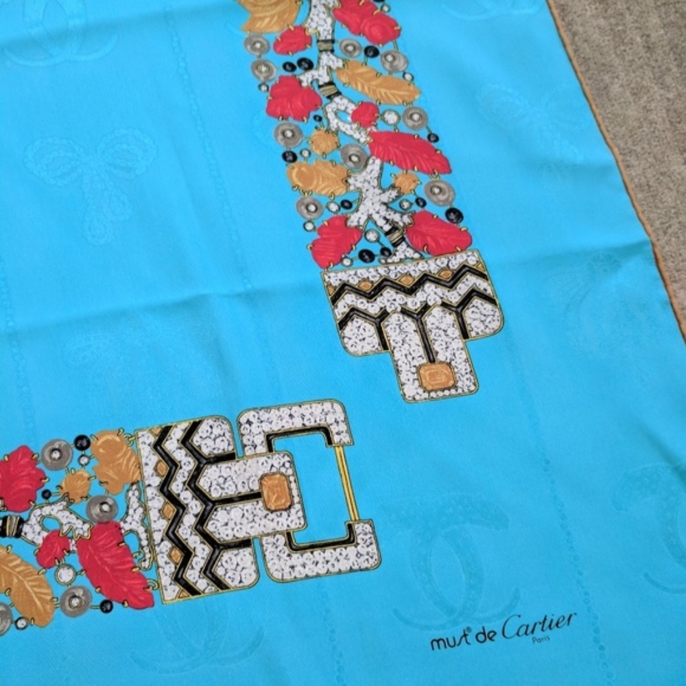 Heavy Silk Cartier Scarf, Turquoise with classic chain pattern - Picture 2 of 3